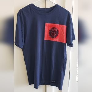 Nike Mens Large PSG Paris Saint Germain T shirt Blue Pocket Crest Rare Retro